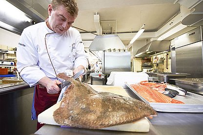 Filitieren-Scholle-Fischereihafen_Restaurant